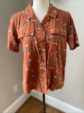 Duluth small cotton graphic short sleeve camp shirt pockets camper button down